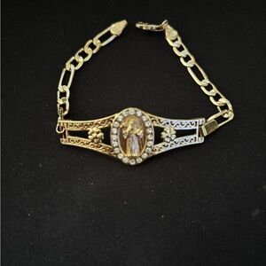 Elegant Gold Bracelet with Silver Accents